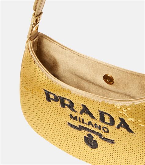 prada cleo medium